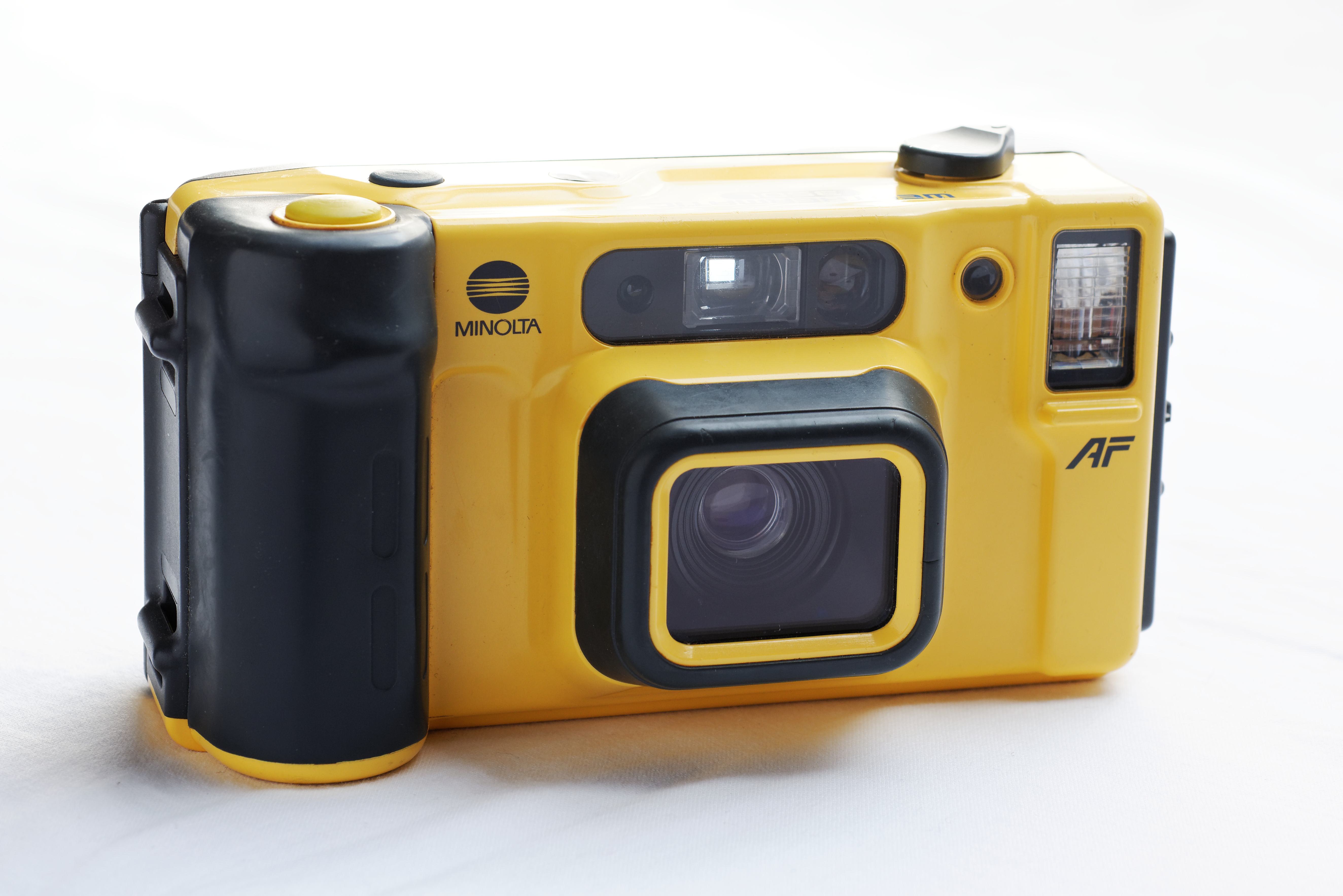 MINOLTA WEATHERMATIC 35 DL AF